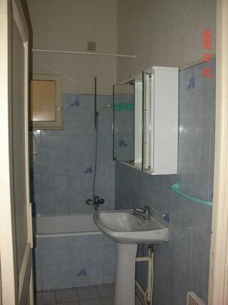  Appartement à louer 2 pièces 43 m²