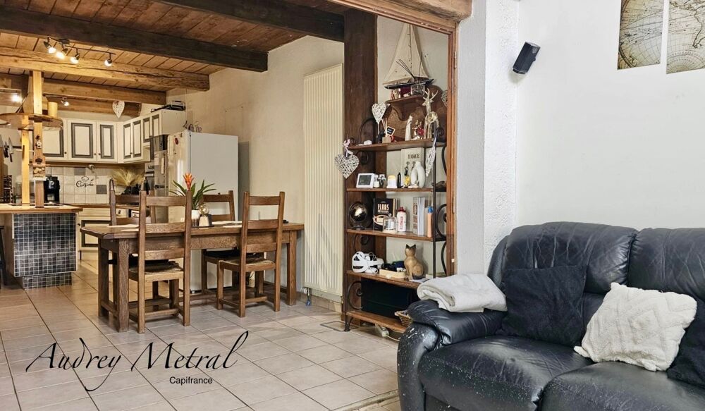 Appartement T4 d'env. 98m2 habitable à vendre à Serrières-en-Chautagne