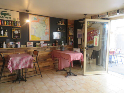   PIZZERIA au feu de bois/RESTAURANT au coeur du centre ville de RIEZ LA ROMAINE (04), PAYS du VERDON 