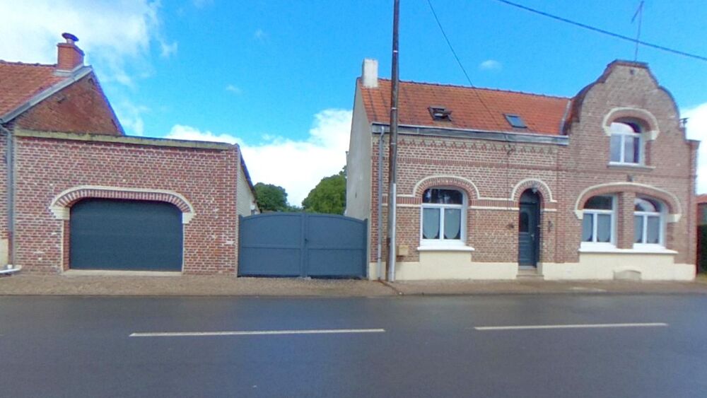 Maison 6 pièces 174 m² · à Puisieux · 174 m² · 190 000 €