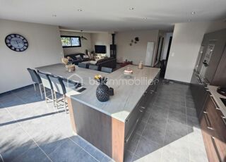  Maison  vendre 6 pices 152 m