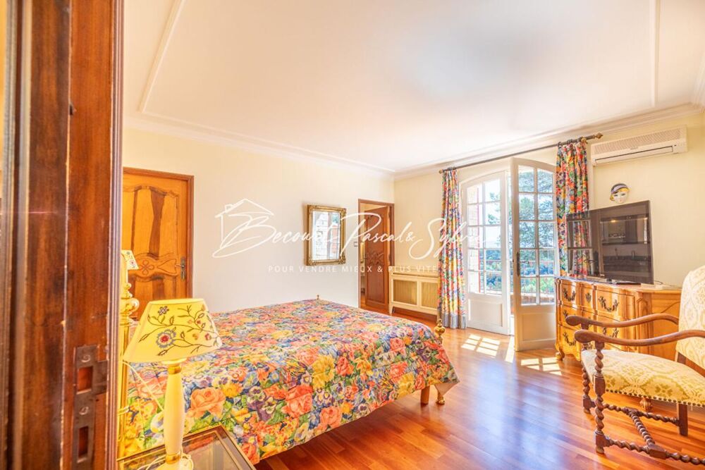 à vendre  Propriété/château Beaumes-de-Venise (84190)