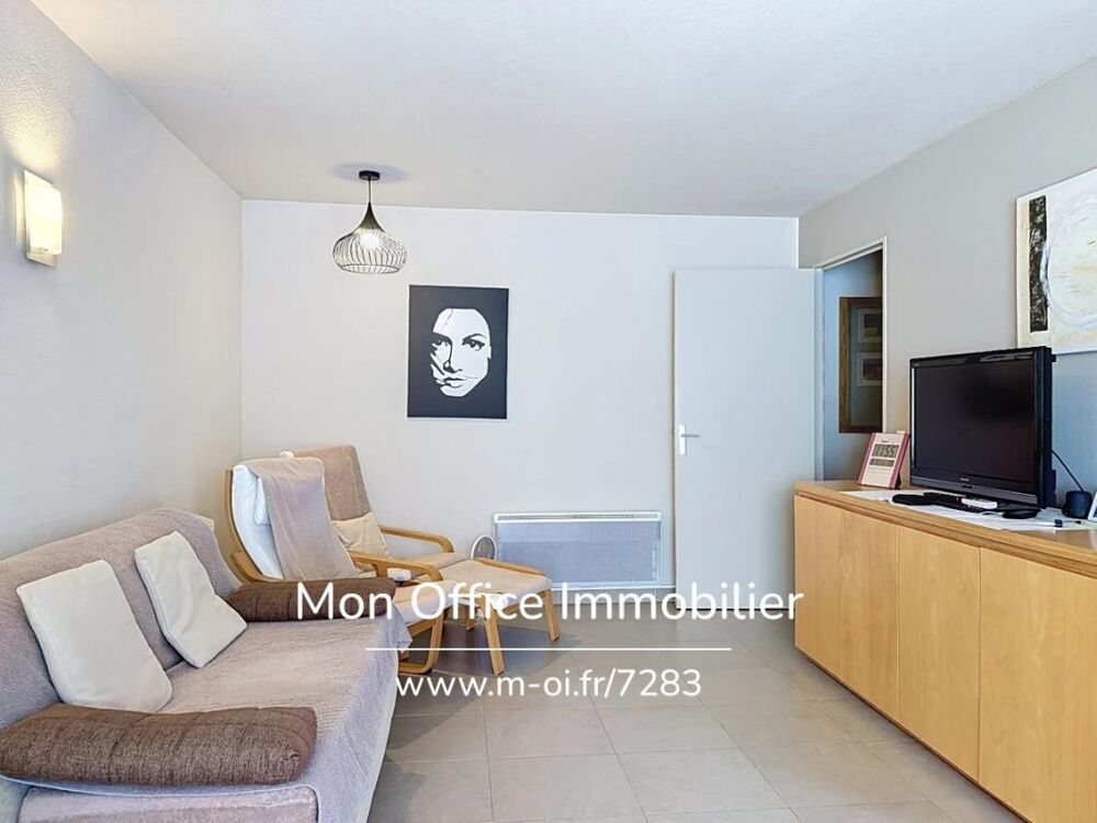 Vente Appartement Référence : 7283-LES. - T2 AVEC GRAND JARDIN DANS RÉSIDENCE CALME AVEC PISCINE PROCHE PLAGES Cavalaire sur mer