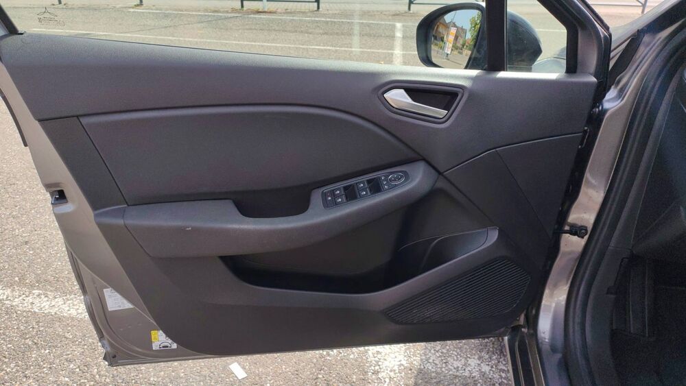 Clio 1.6 E-Tech 140 Hybride BVA6 Evolution - Automatique 2024 occasion 67150 Erstein