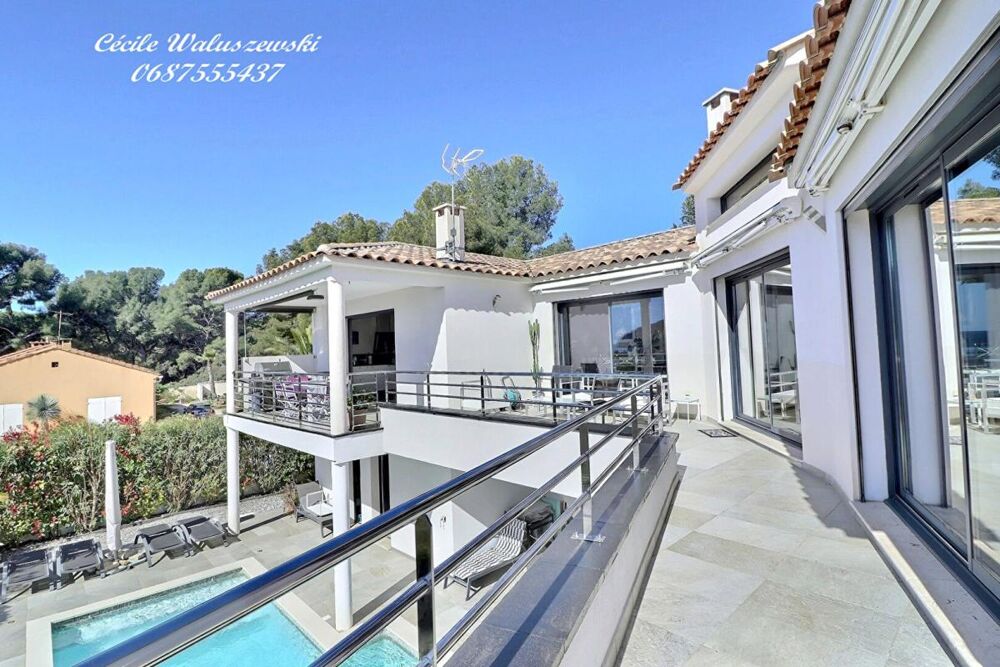 � vendre  Propri�t�/ch�teau Saint-Cyr-sur-Mer (83270)