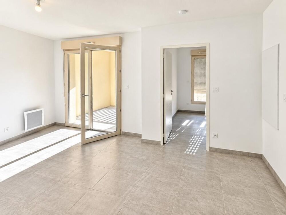Location Appartement T2 avec parking et loggia à MARSEILLE Marseille 14