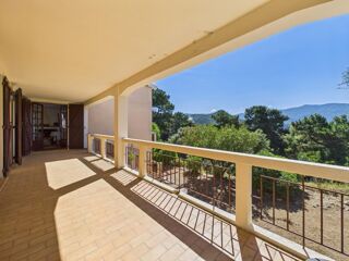  Villa à vendre 5 pièces 166 m²