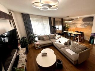  Appartement � vendre 6 pi�ces 132 m�