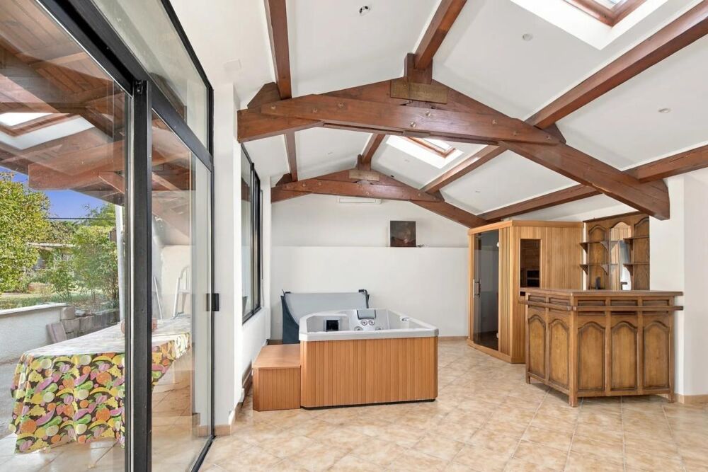 à vendre  Maison Saint-Genis-Laval (69230)