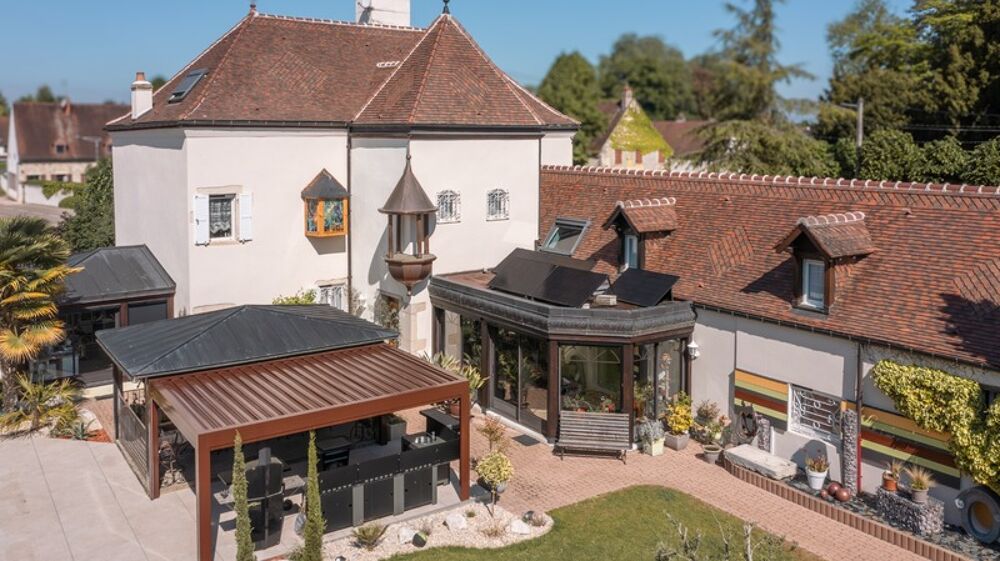 PROPRIETE ARC SUR TILLE DE 594 M2 SUR TERRAIN DE 2411 M2