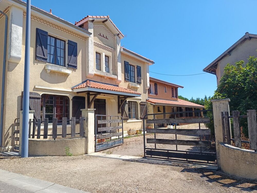 ENSEMBLE IMMOBILIER COMPOSE DE DEUX HABITATIONS AVEC DEPANDANCES