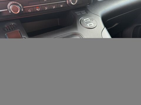 Combo VP XL 1.5 HDI 130 EAT8 ELEGANCE 2026 occasion 35690 Acign&eacute;