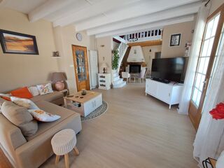 Maison 7 pièces 196 m² · à Saint-Médard-en-Jalles · 196 m² · 569 000 €