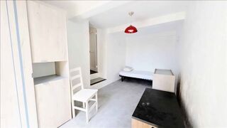  Appartement à louer 5 pièces 105 m²