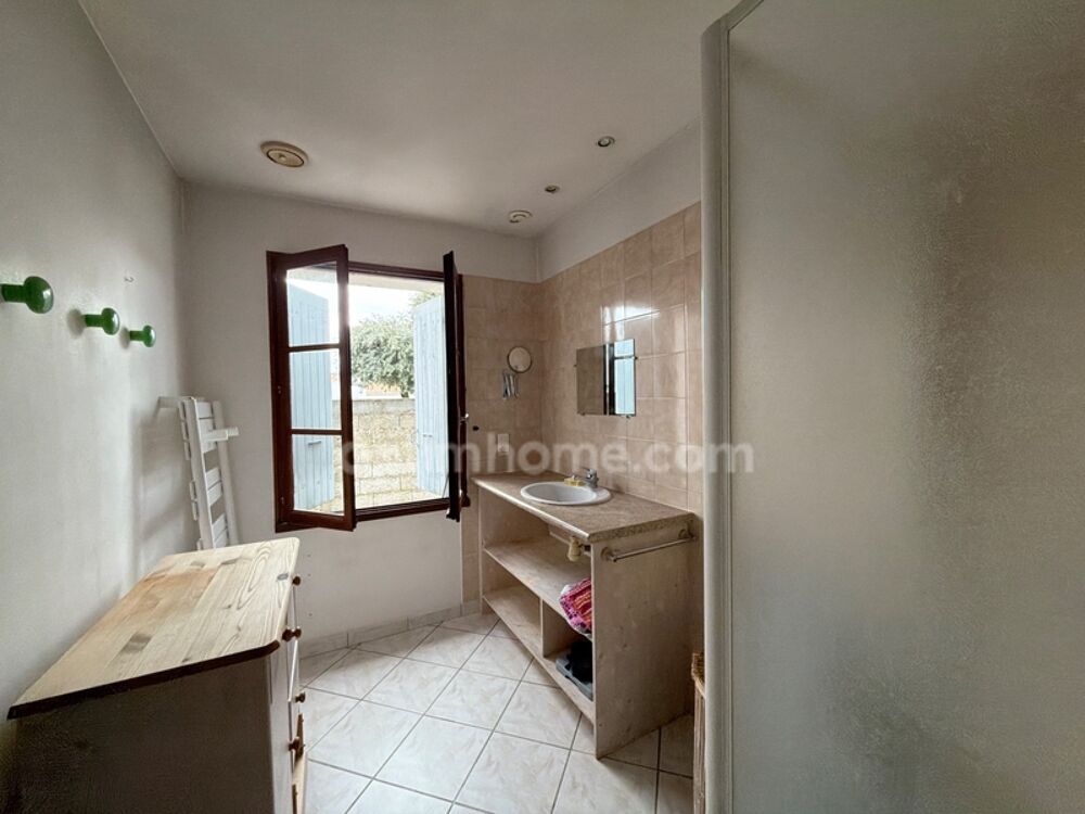 � vendre  Maison Sainte-Marie-de-R� (17740)