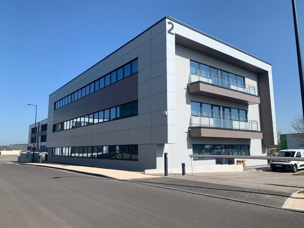   A LOUER - BUREAUX 