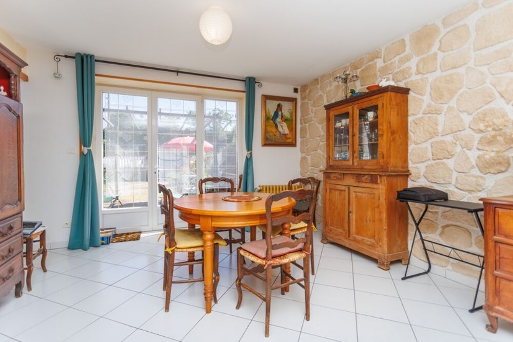 Vente Maison Exclusivité, à vendre – Maison avec double garage et terrain clos – Vérosvres (71) Verosvres