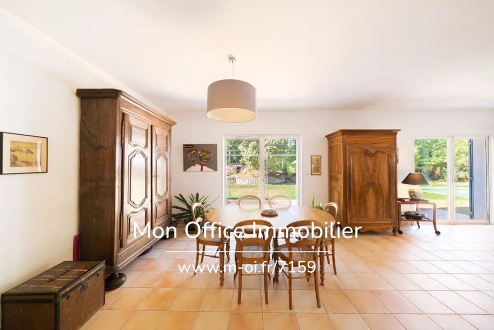 Vente Maison Référence : 7159-DVI - AIX EN PROVENCE - Celony - Bastide de caractère de 172 m² sur un terrain plat de 2 300 m² avec piscine Aix en provence