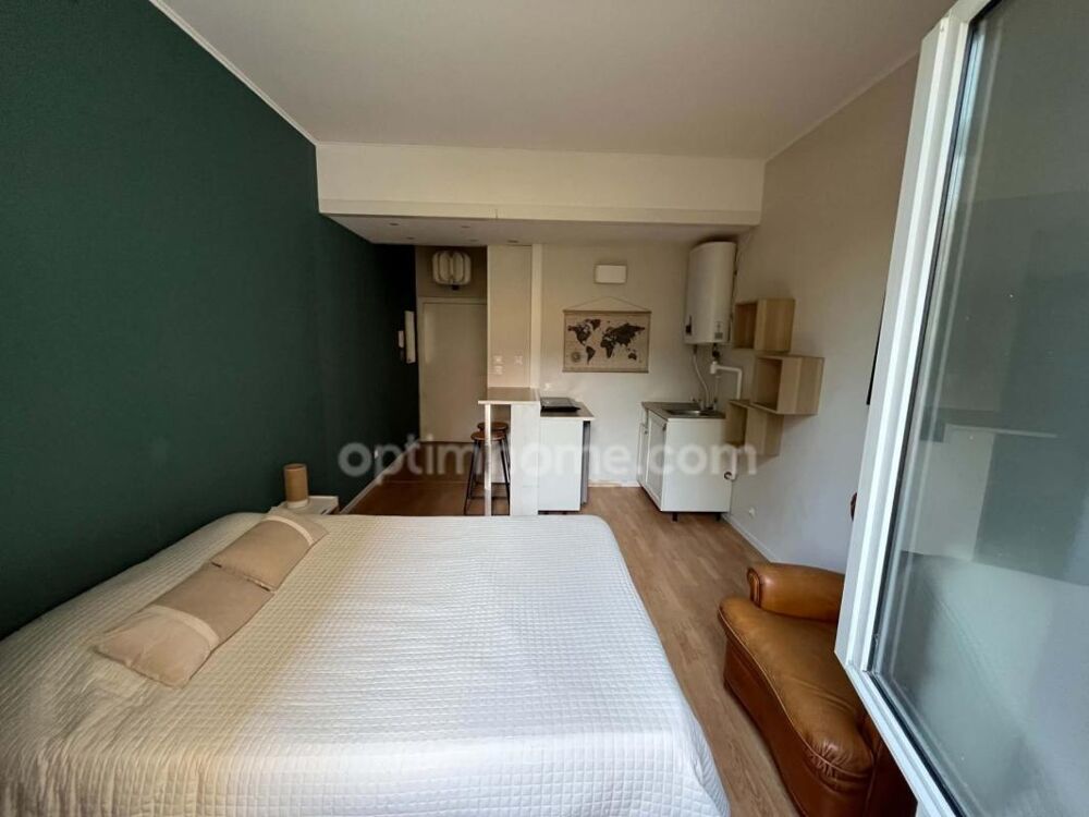 FRANCONVILLE (95, VAL D'OISE) - Studio meublé - 20,17 m² + cave - Coeur de ville - Proche gare (ligne H et RER C)