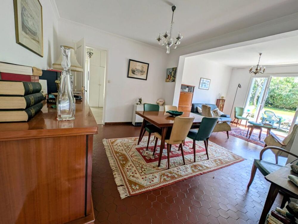 Villa Arcachon 10 pièce(s) 180 m2