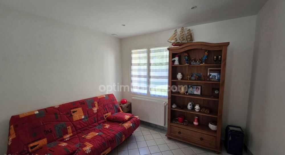 Vente Maison Maison plain pied de 110 m² avec piscine, garage et dépendances CESTAS (33) Cestas