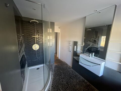  Appartement � louer 3 pi�ces 100 m�