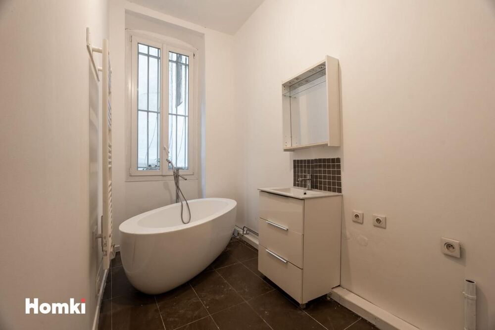 Appartement T3 de 57 m² à Marseille 13001, Rue d'Aubagne