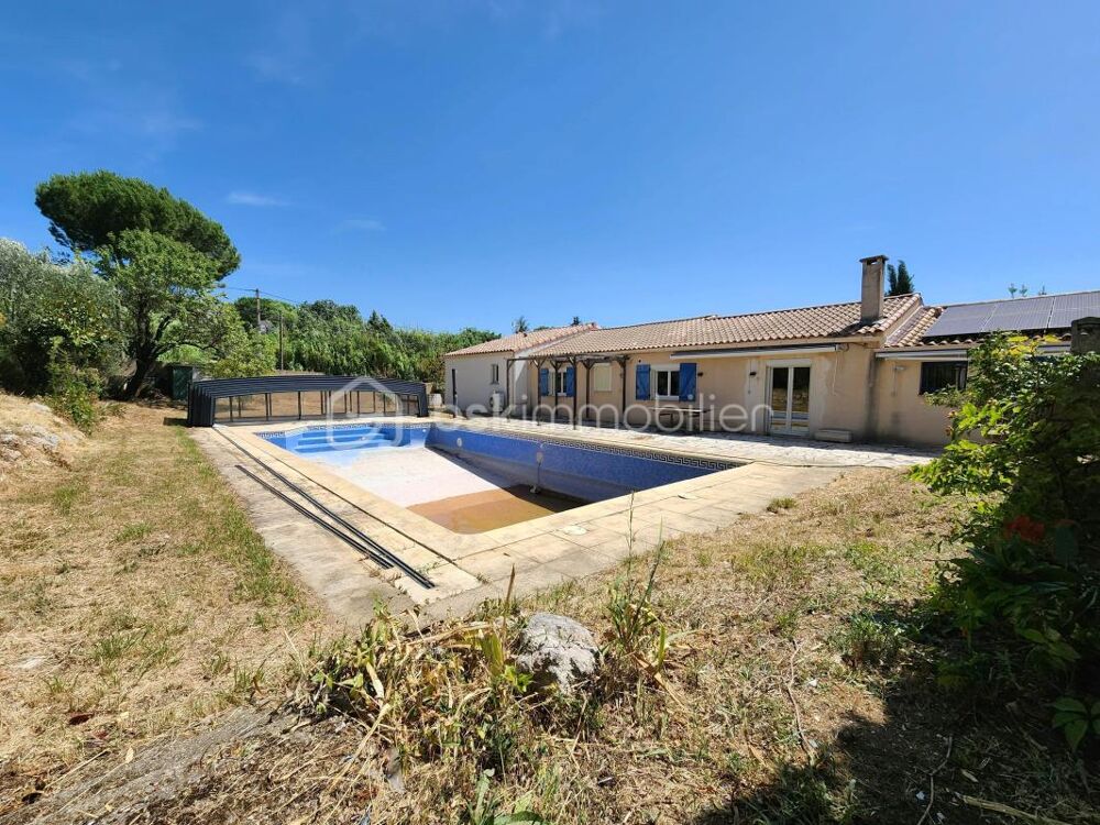 Ensemble immobilier à Tourbes : 3 logements (172 m² habitables), piscine et garage