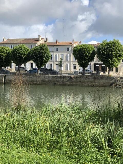  Maison � louer 5 pi�ces 160 m� Saint savinien