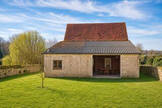  Propriété/château à vendre 5 pièces 90 m²