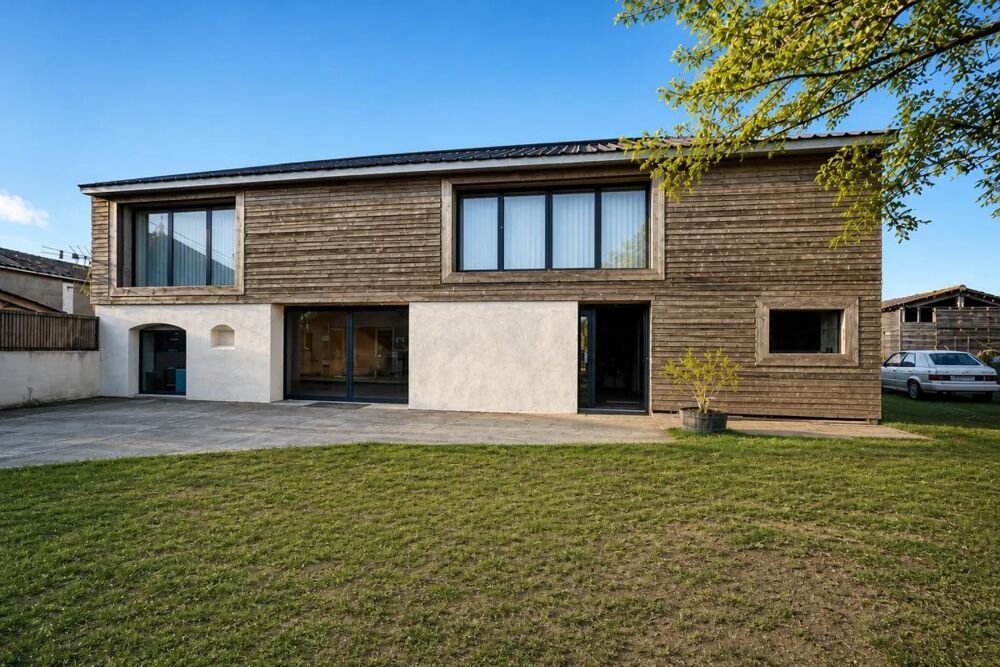Vente Maison Maison contemporaine de 254 m² sur 6 000 m² de terrain Val de livenne