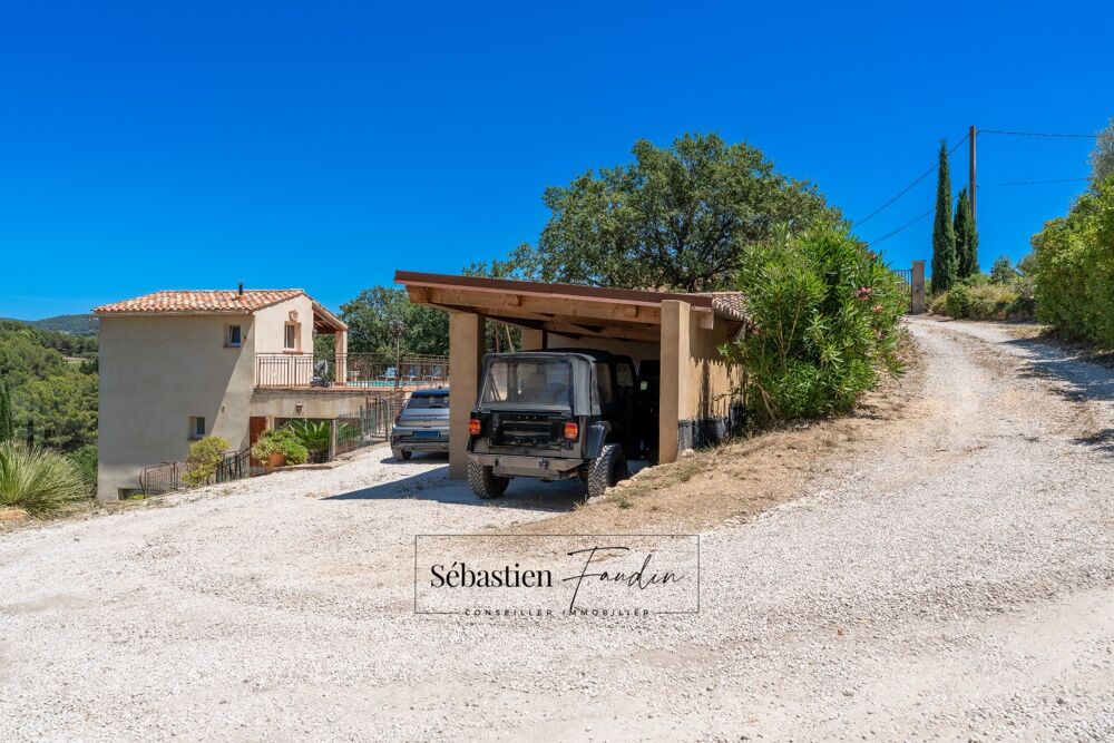 Vente Maison Maison à vendre 8 pièces LA CADIERE D'AZUR (83) - 2 logements - grande piscine - vue panoramique - grande parcelle - calme - nom La cadiere d azur