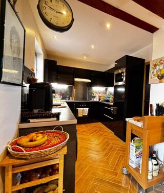  Propriété/château à vendre 4 pièces 110 m²