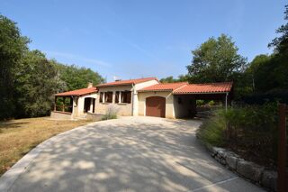  Propriété/château à vendre 5 pièces 138 m²