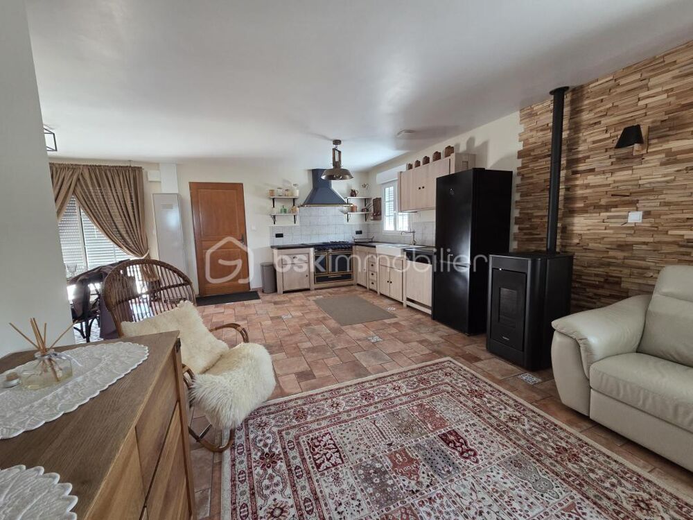 Vente Maison Pavillon impeccable avec jardin clos Aigre