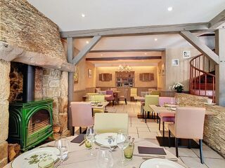  Immeuble à vendre 11 pièces 210 m²