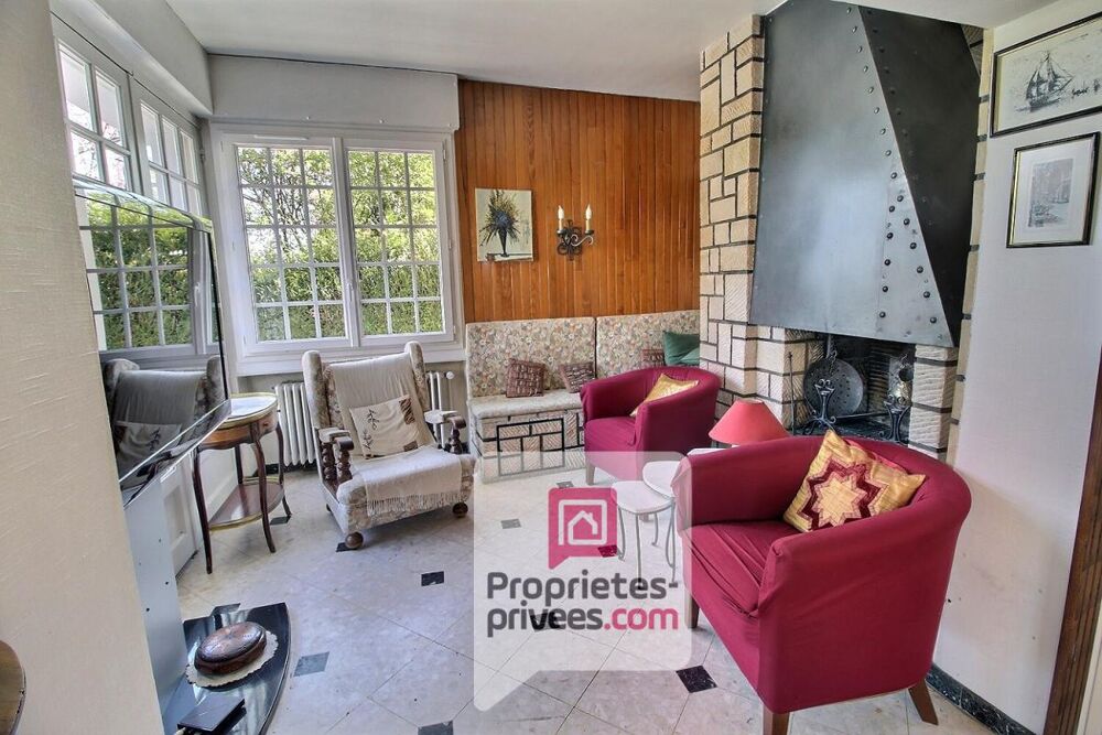 A VENDRE Secteur recherché AMILLY - SPACIEUSE MAISON, PISCINE, JARDIN, ACCES PRIVATIF AU CANAL DE BRIARE