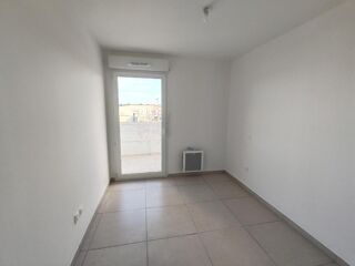  Appartement à louer 3 pièces 60 m²