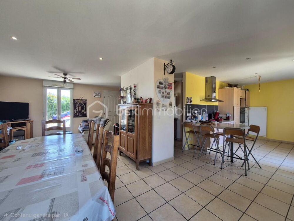 Maison . 6 pièces . 120 m²