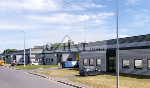 A LOUER 568M² ENTREPOT ET BUREAUX AU BOURGET 8046 93350 Le bourget