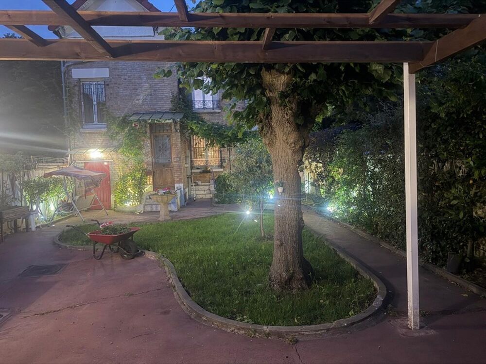 93350 LE BOURGET  MAISON 5 PIÈCES  83,51 M² CARREZ / 119,49 M² AU SOL  JARDIN/COUR DE 205 M²  PROCHE TRANSPORTS