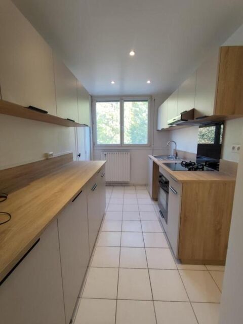  Appartement � louer 4 pi�ces 75 m�