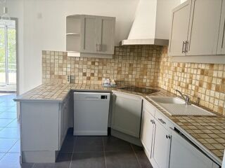  Appartement à louer 2 pièces 40 m²
