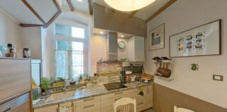  Maison à vendre 15 + pièces 320 m²