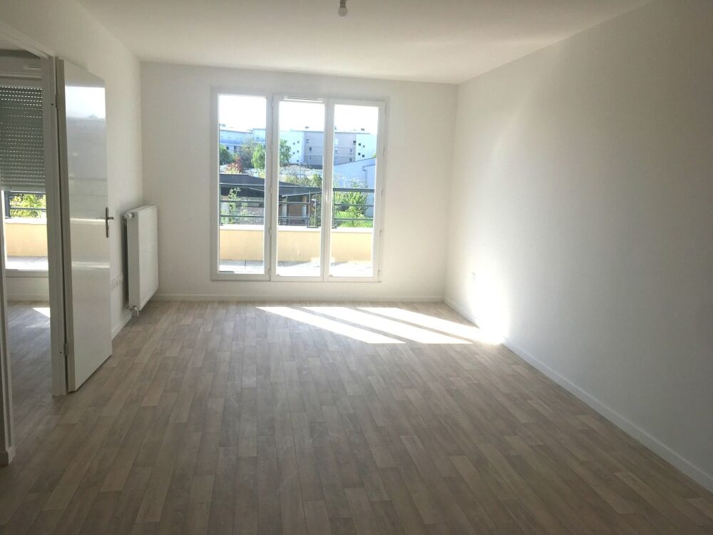Location Appartement T2 avec terrasse et parking à CORBEIL ESSONNES Corbeil essonnes