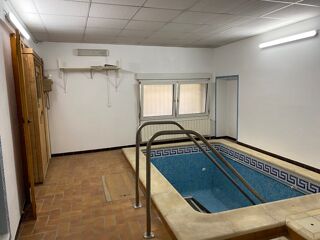  Maison  vendre 12 pices 240 m