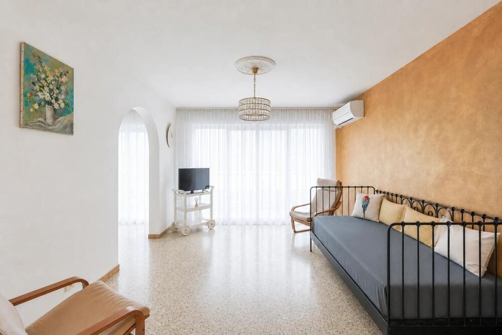 Dernier étage 75 m² avec terrasses à Toulon