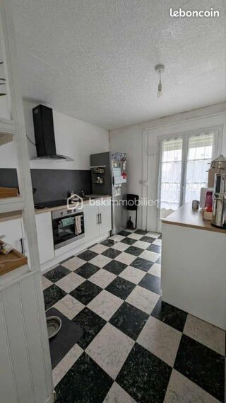  Propri�t�/ch�teau � vendre 7 pi�ces 106 m�