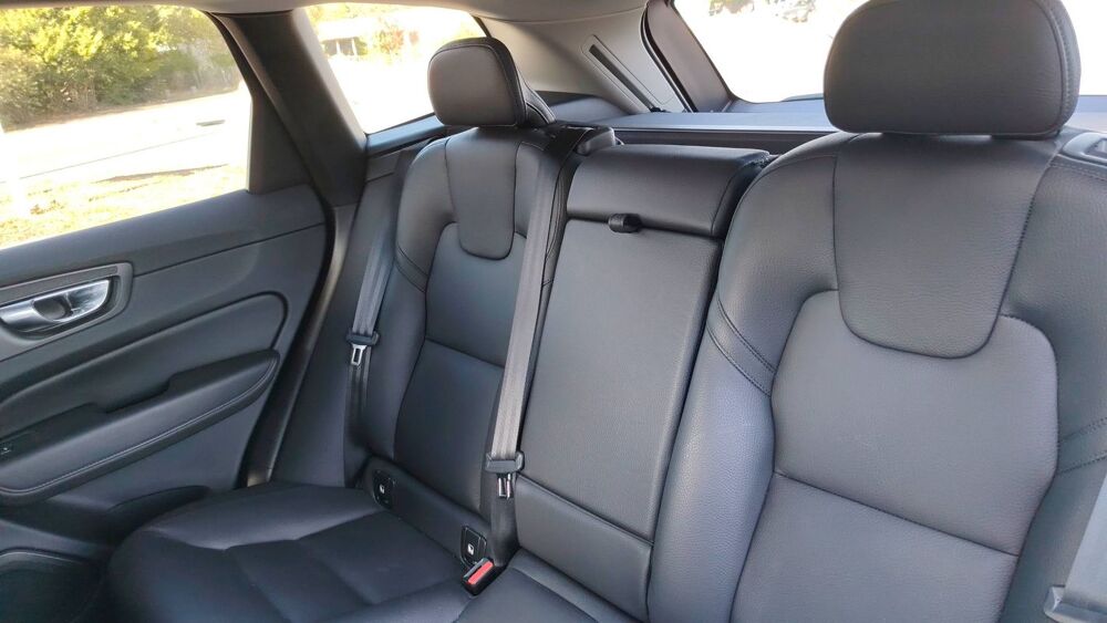 XC60 2.0 B4 197 Mild-Hybrid Geartronic8 Ultimate Style Dark - Ent 2022 occasion 86000 Poitiers