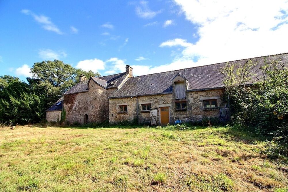 Locmalo Belle longère bretonne avec dépendances et grand terrain  calme et nature